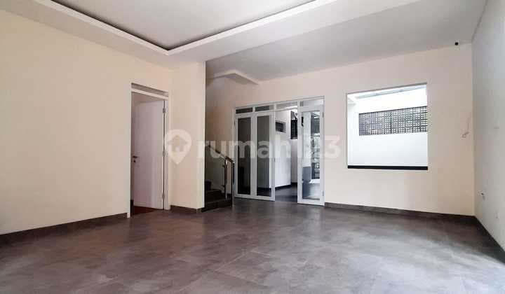 Rumah Baru Hook Harga Menarik di Geger Kalong Bandung