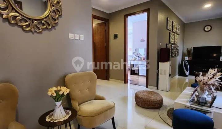 Luxury Ready-to-Occupy House in Veteran Bintaro