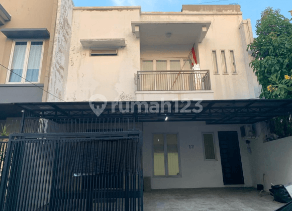 For Rent House in Pondok Indah Quiet Neighborhood 2 Car Access