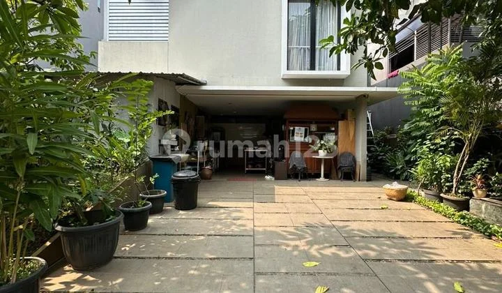 Rumah Modern Dalam Cluster Lingkungan Tenang Elit di Veteran Bintaro