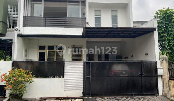 Rumah Bagus Siap Huni Nyaman di Pondok Indah Harga Under Market