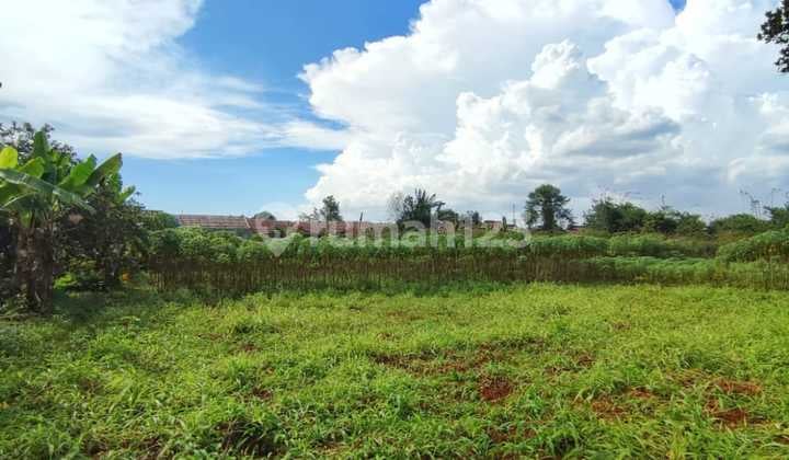 Wide Land by the Road Ready to Build in Sawangan Bedahan Depok
