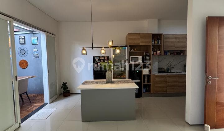 Rumah di Sunset Palm Residence Seminyak Bali