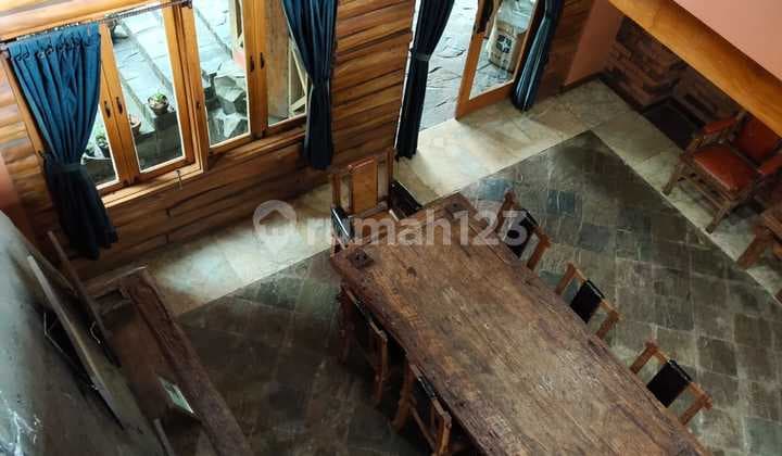 Rumah Asri Adem Nyaman di Villa Istana Bunga Lembang
