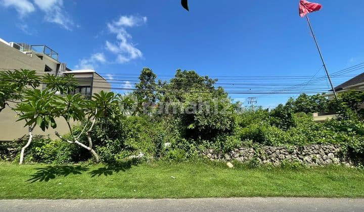 Large Strategic Land on Mainroad Nusa Dua Bali