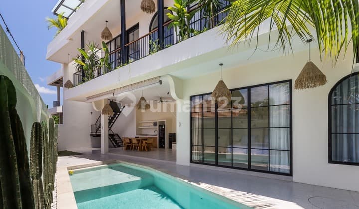 Dijual Villa Baru Cantik di Berawa Canggu
