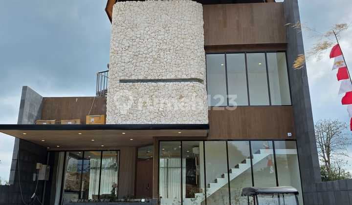 Dijual Villa Baru di Pecatu Indah Kissing Golf