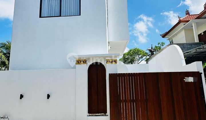 Dijual Villa Modern Mediteranian Style di Jimbaran, Kuta Selatan Bali