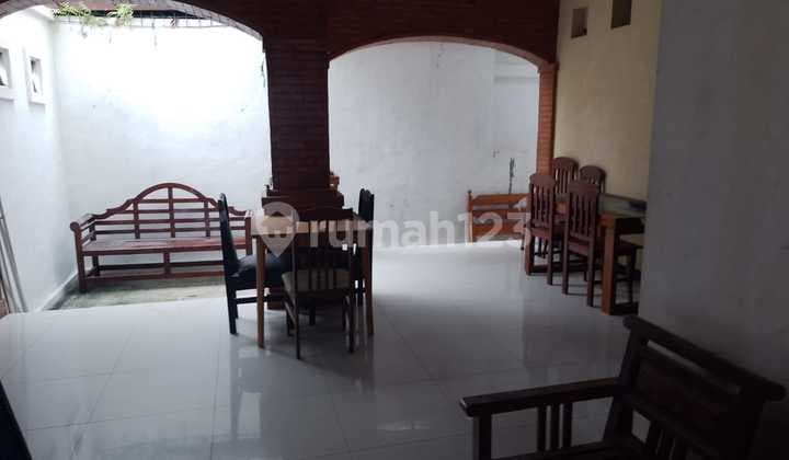 Rumah Semi Villa di Renon Denpasar Bali Lokasi di Pusat Kota