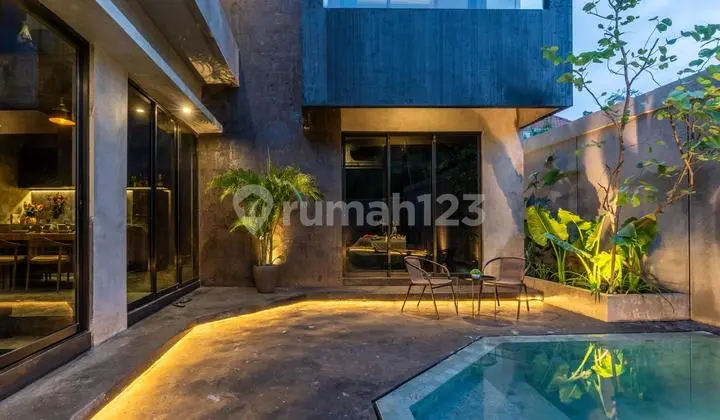 For Sale Brand New Modern Industrial Villa in Umalas Bumbak