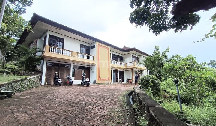 Villa Vintage View Laut di Area Nusa Dua