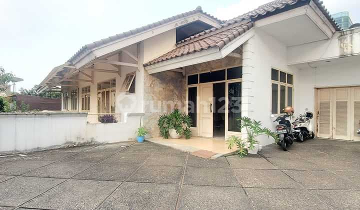 Rumah Asri 200 Meter Dari Jalan Raya Fatmawati