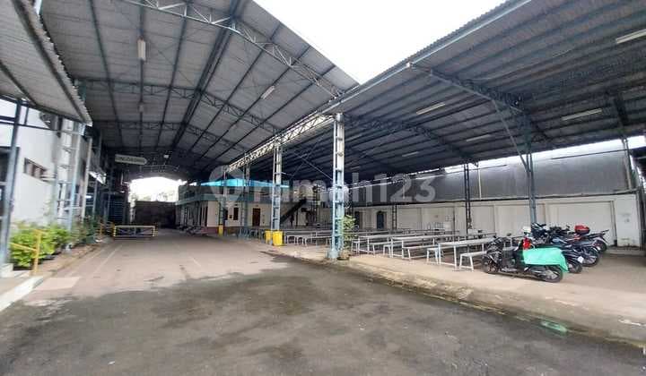 Smart Investment! Spacious Warehouse in Cirendeu Only IDR 10 Million/m² Easy Toll Access