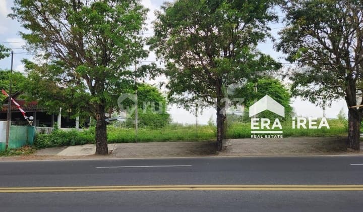 Lahan Siap Bangun di Jalan Adisucipto, Samping Rumah Pak Jokowi