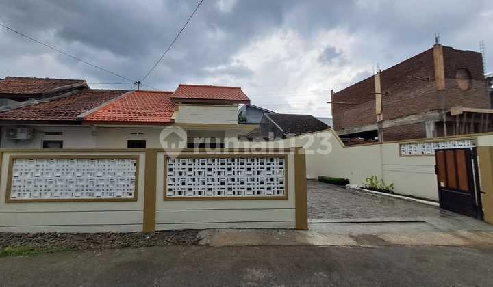 House Land Area 167, Spacious Carport Near Ngipang Hospital Kadipiro Solo