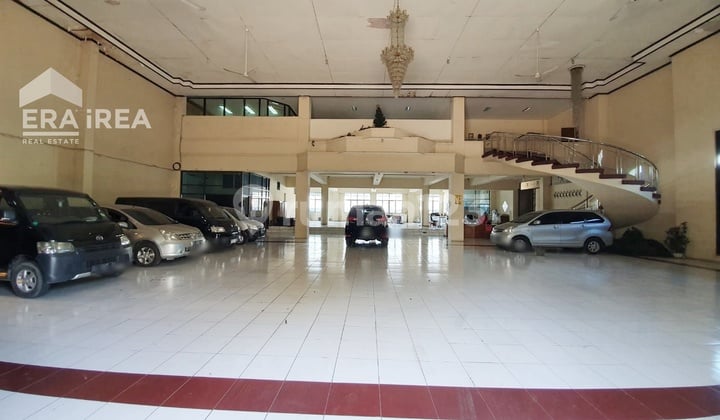 Bangunan Besar & Megah di Kota Solo, Dekat Rsud Dr Moewardi
