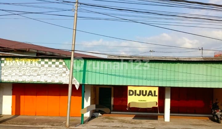 For Quick Sale, Commercial Space on Jalan Raya Telukan Grogol Sukoharjo