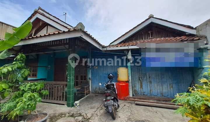 Rumah Ruang Usaha Siap Huni dekat Kampus UNS & RS Dr Moewardi