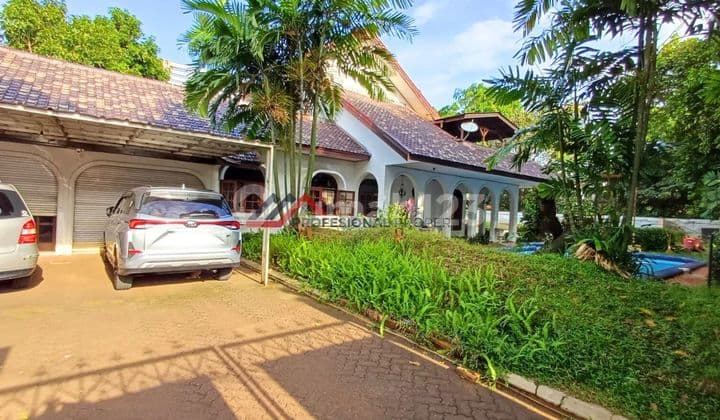 House and Land at Strategic Corner in Commercial Area in Lebak Bulus, South Jakarta