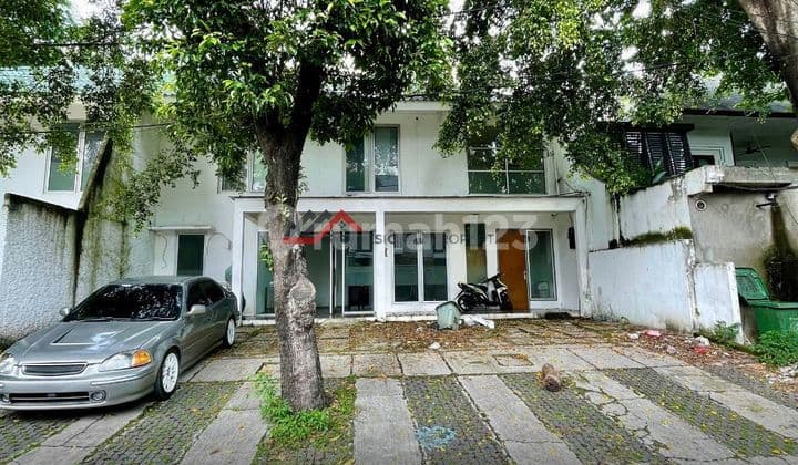 KEBAYORAN BARU', READY-TO-OCCUPY HOUSE IN A COMPLEX