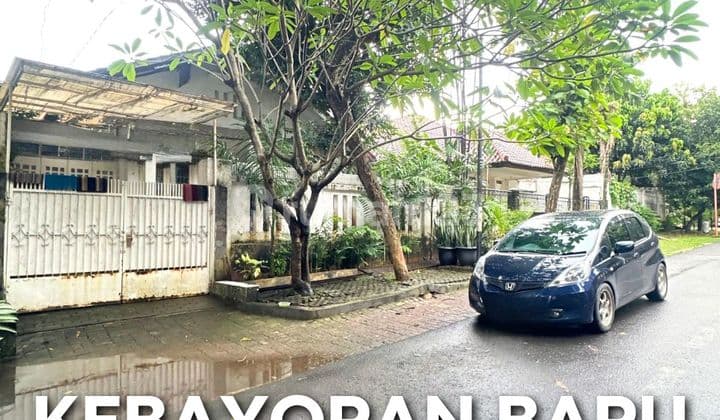 Di Kebayoran Baru,