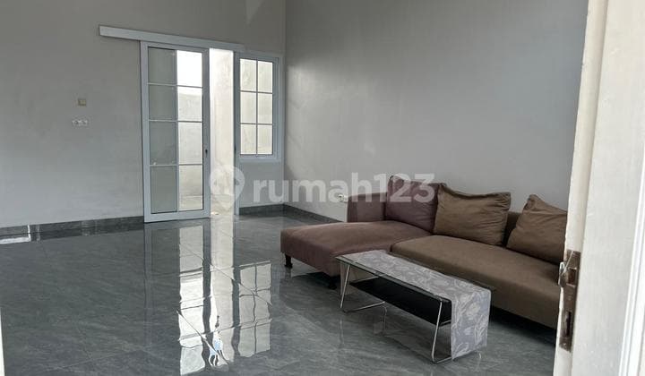 Dijual Cepat Rumah Cantik Siap Huni Kota Wisata.cibubur.renovasi Total