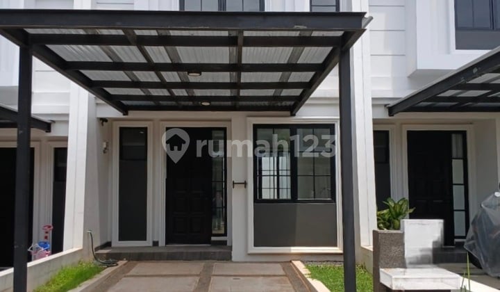 For sale. Beautiful house. Still new, ready to occupy. Strategic location. Flood-free.