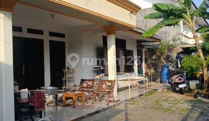 Quick Sale House in Taman Mini, East Jakarta