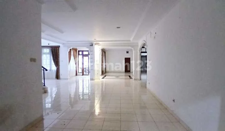 Rumah Depan Greenbelt di Cluster Depan Kota Wisata Cibubur