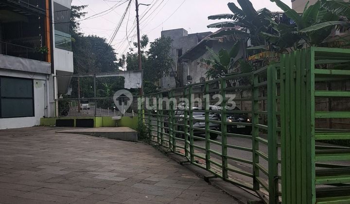 Disewa Cepat Bangunan 3 Lantai Dengan Lahan Luas Cocok Untuk Cafe, Resto, Studi, Di Belakang Trans Park Cibubur