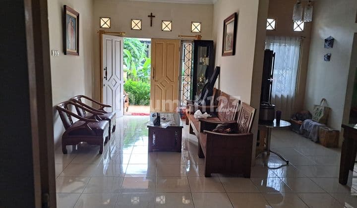 Cluster House Front at Vila Nusa Indah Lima Near Tourist City