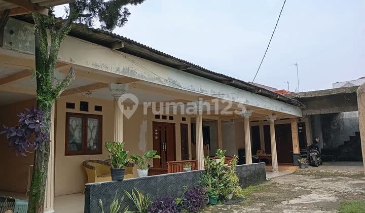 Rumah Lokasi Strategis Untuk Usaha
