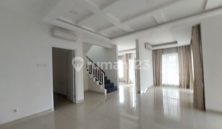 Turun Harga Rumah Cantik di Raffles Hills Dekat Stasiun LRT