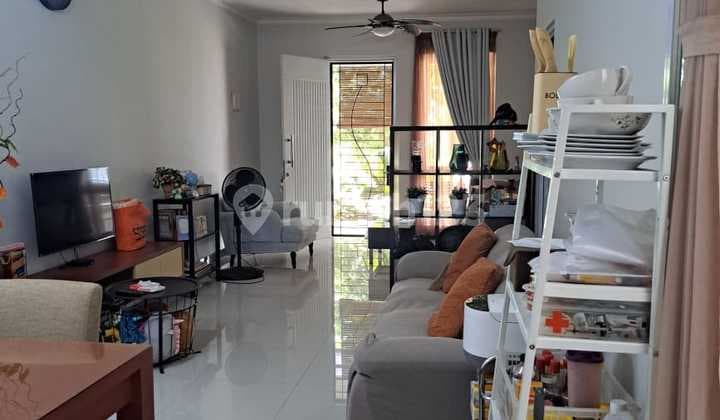 Rumah Rapi dan Bagus Siap Huni