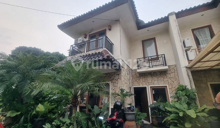 Rumah 2 Lantai Bagus Daerah Cireundeu Dekat Sekolah Labsschool Cireundeu 4 Km Dari Stasuin Lebak Bulus