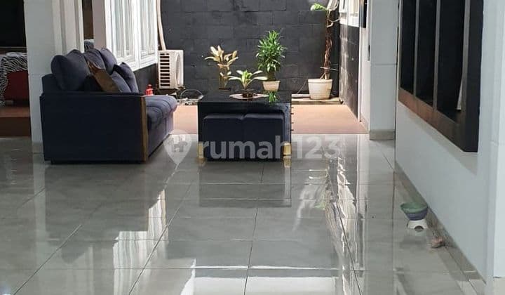 Rumah 2 Lantai Bagus Siap Huni Dekat Pintu Toll Di Kota Wisata Cibubur