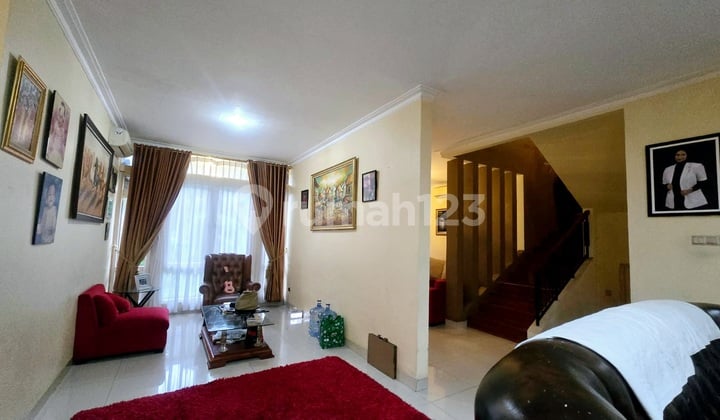 Rumah Mewah Murah Turun Harga Dikota Wisata Depan Taman Luas Tanah 300M Lebih Siap Huni