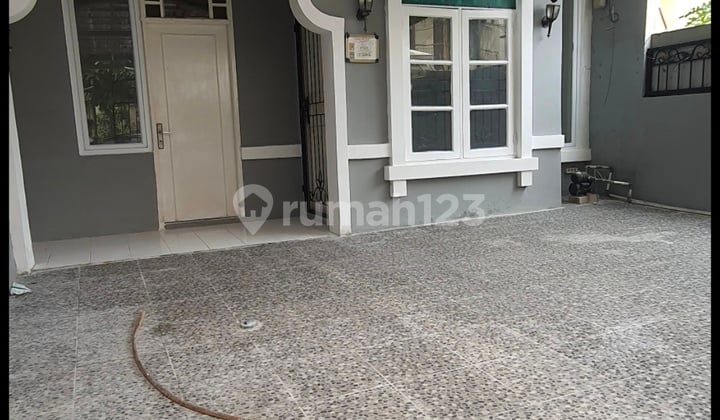 Rumah Siap Huni Nempel Citra 6 Banyak Kuliner Depan.kluster