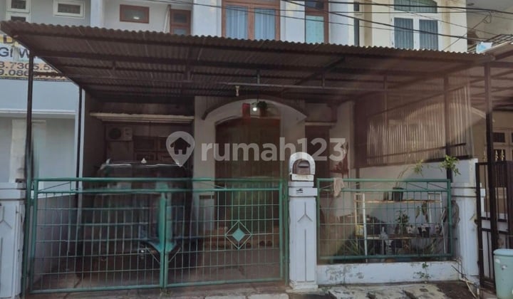 Rumah Siap.huni Dekat Taman Dan Dekat Pasar Laris