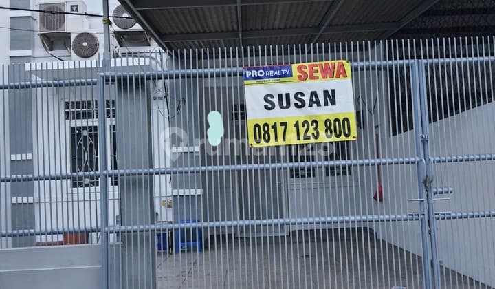 Taman Palem House Ready to Occupied Northeast AC Near Bank Danamon.