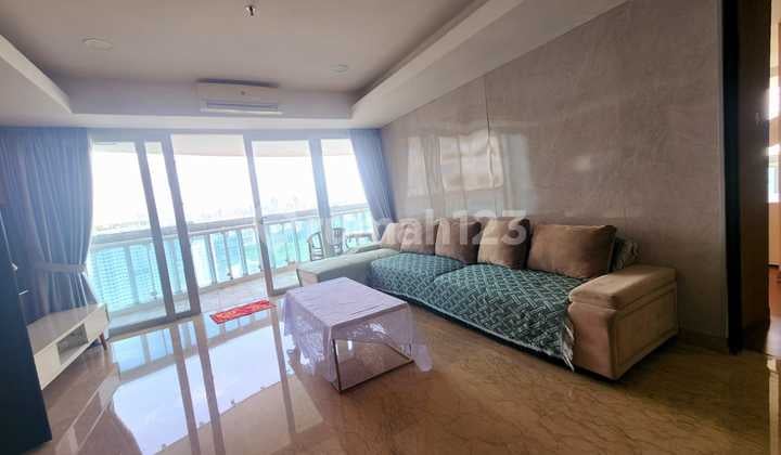 Disewa Apartemen Royale Springhill Kemayoran Lantai 35 Furnish