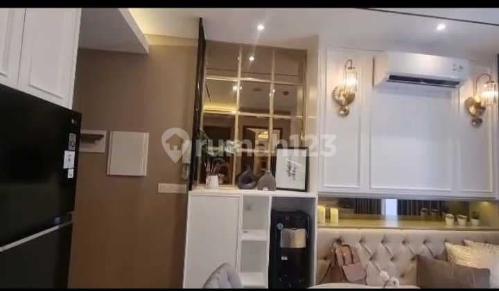 Di Sewa Apartemen Newton Semanggi Jakarta Selatan Lantai Tinggi Full Furnish
