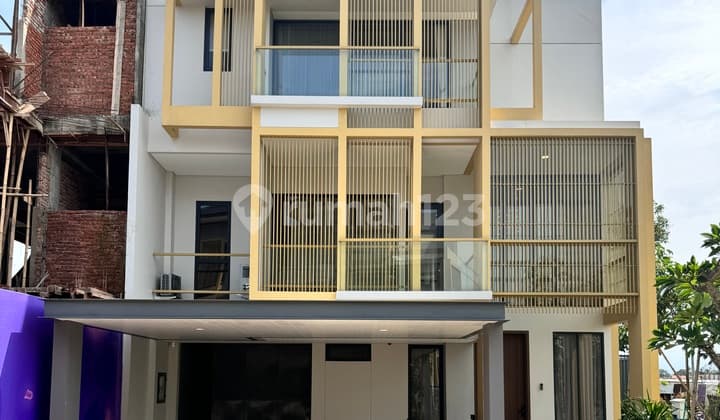 Townhouse BSD eonna 10x18 3 lantai