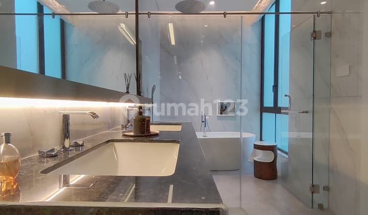 Rumah Alam Sutera 2 lantai 14x26