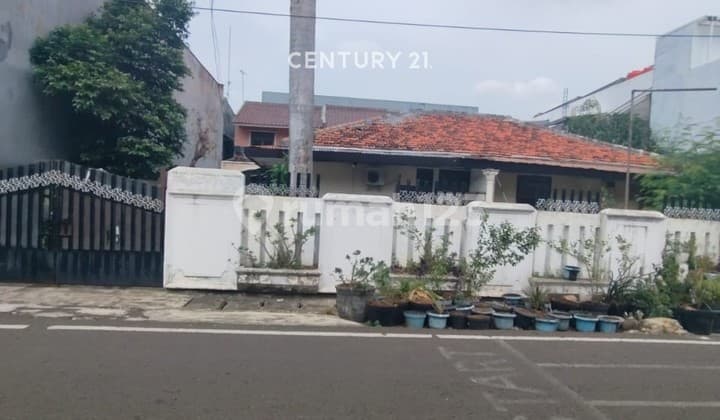 Land Calculation House in Cempaka Putih, Central Jakarta