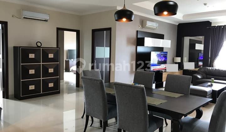 Fully Furnished 3 Bedroom Apartment, Land Size 145 sqm, Belleza Permata Hijau