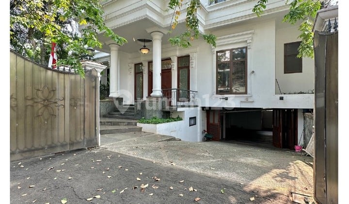 Rumah 2 Lantai Plus Basement Di Jl. Wijayakarta, Tendean, Kuningan Barat
