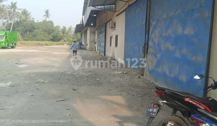 Gudang Ideal Untuk Distribusi di Kampung Melayu