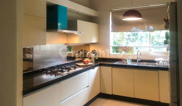 Beautiful House in the Sutera Feronia Cluster, Alam Sutera