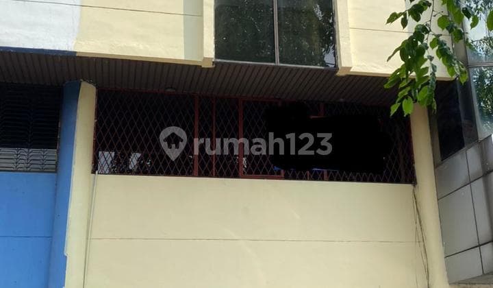 Ruko Siap Pakai Lokasi Strategis Kebon Jeruk Jakarta Barat